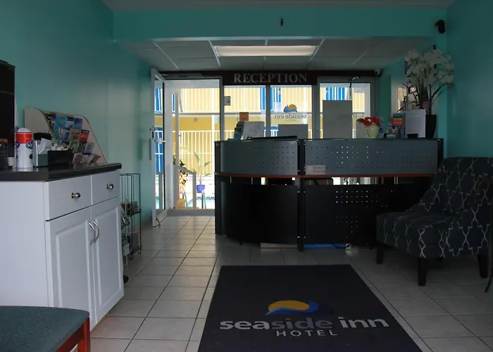 Seaside Inn & Suites