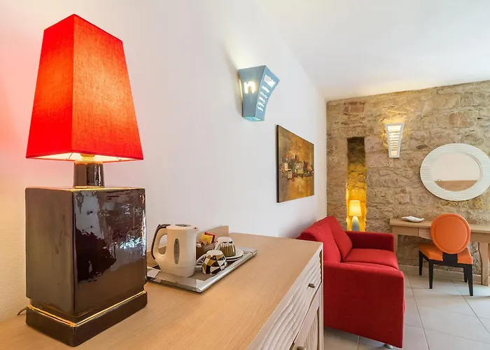 Nichotel
