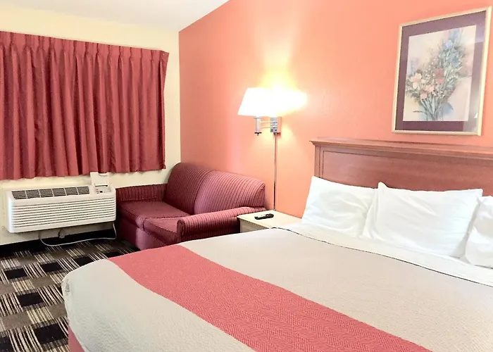Red Carpet Inn North Chicago