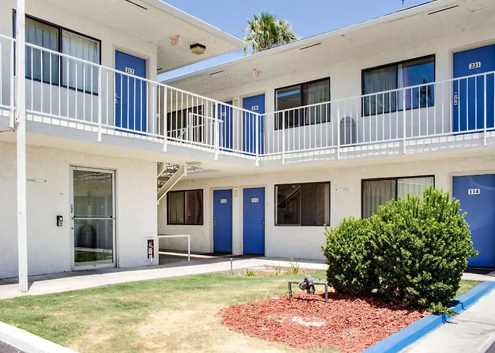Motel 6-Bakersfield, Ca - South