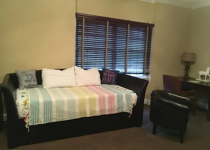Colts Neck Inn Hotel
