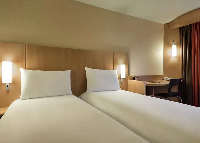 Ibis Paris Porte De Bagnolet