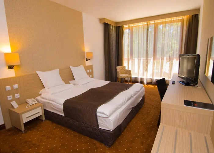 Radina'S Way Hotel