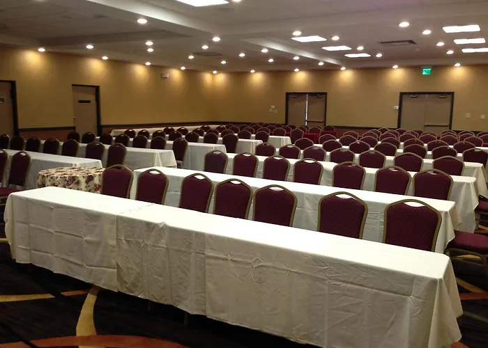 Clarion Hotel At Carowinds