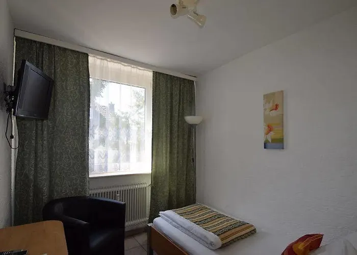 Hotel & Restaurant Main Taunus
