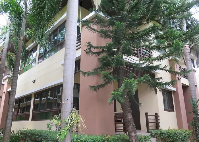 Tandt House