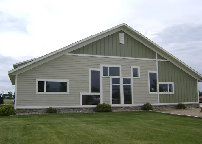 Grandstay Hotel And Suites Pipestone