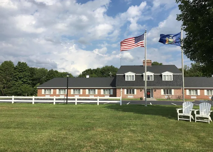 The Lodge At Headwaters