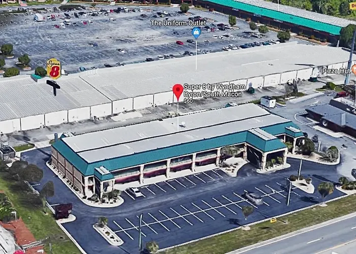 Super 8 By Wyndham Byron/South Macon