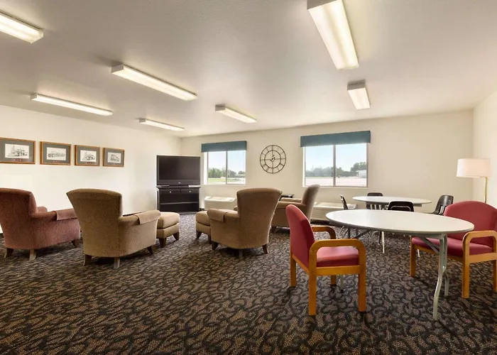 Travelodge By Wyndham Sharon Springs