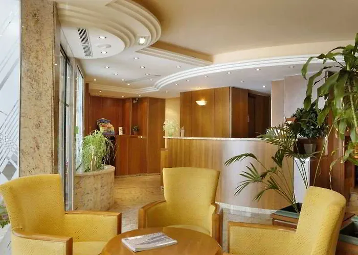 Hotel Massenet Nice