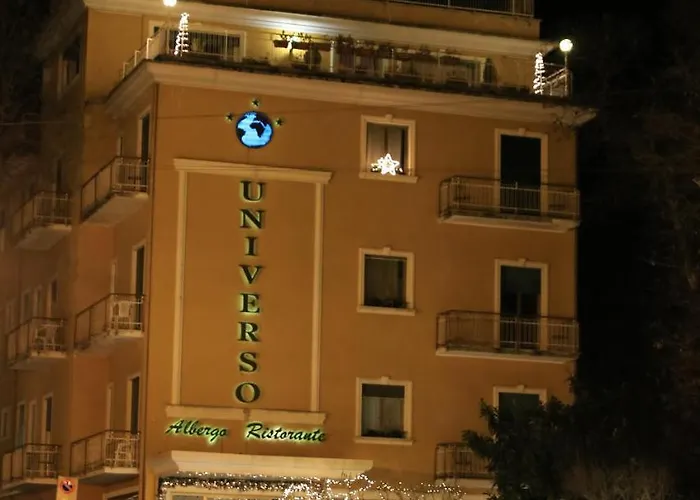 Hotel Universo