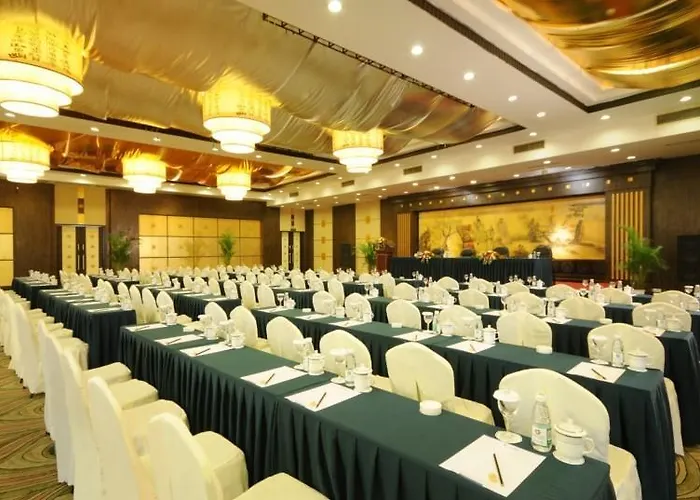 Universal House Hotel