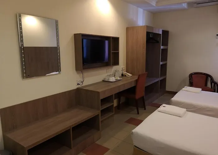 Hotel Ambassador 1