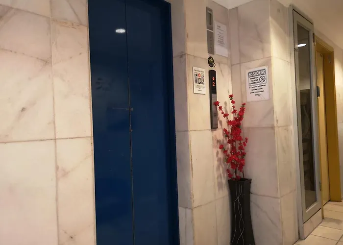 Hotel Ambassador 1