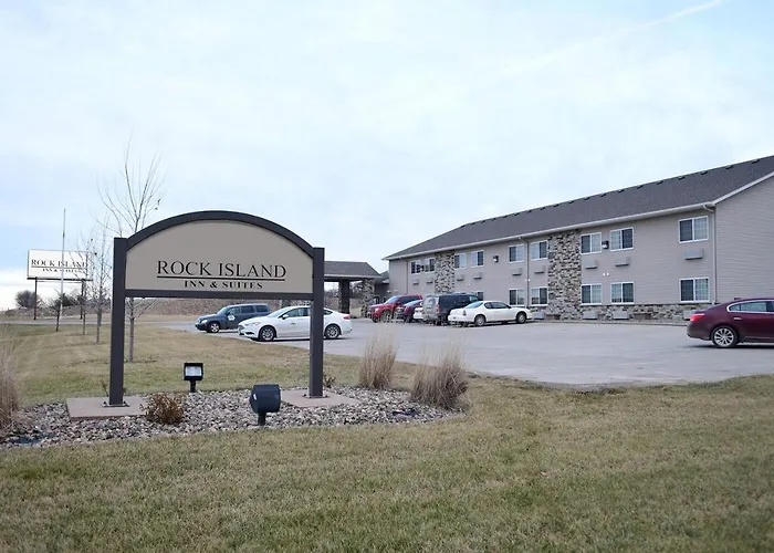 Rock Island Inn & Suites
