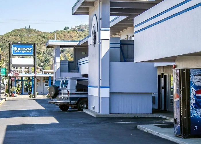 Rodeway Inn & Suites Roseburg