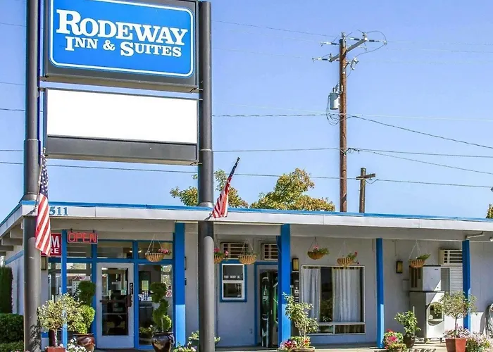 Rodeway Inn & Suites Roseburg