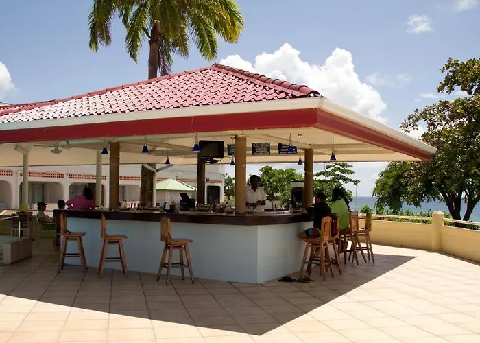 Crown Point Beach Hotel