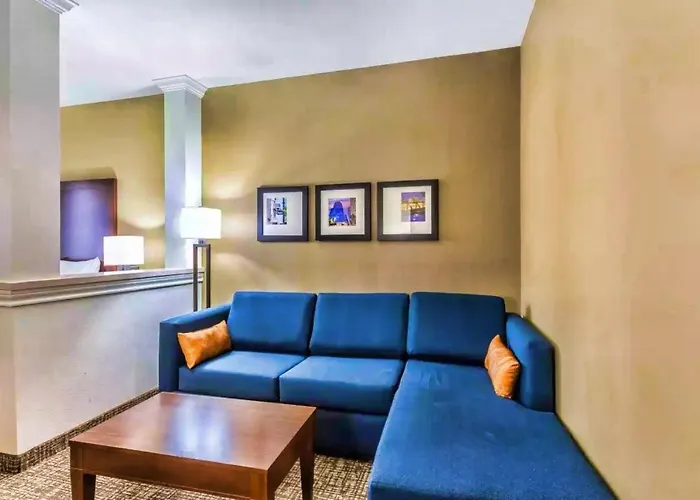 Comfort Suites Houston I45 North