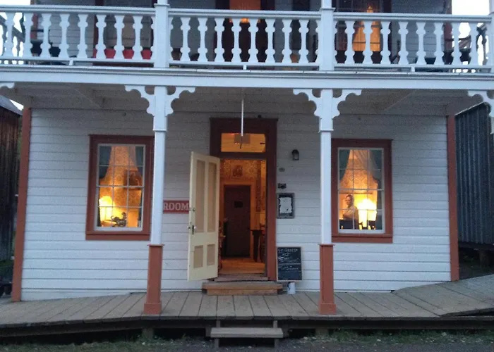 St. George Hotel