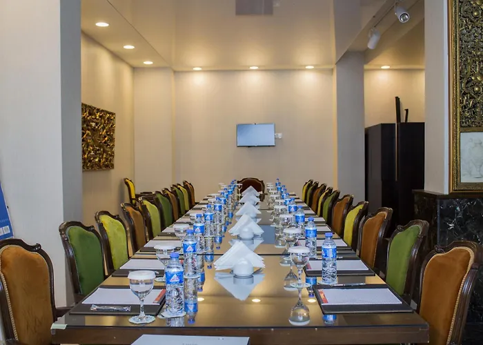 Fiori Hotel