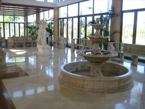 Old Banyan Seaview Hotel Xinglong