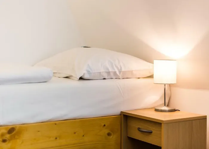 Hotel Konopiste Nova Myslivna
