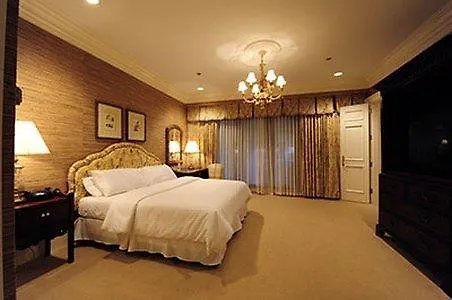 Pearl River Resort