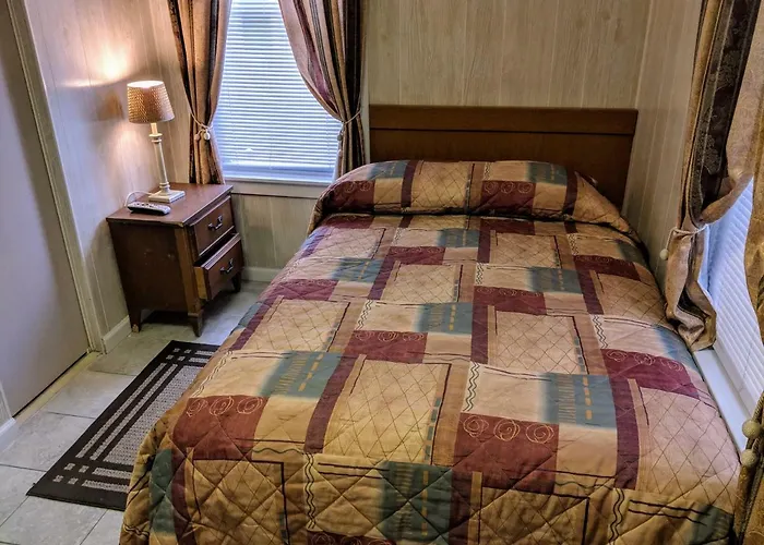 Oakview Hotel