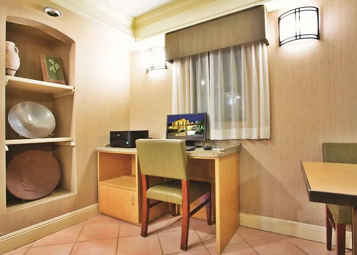 La Quinta Inn By Wyndham Baton Rouge University Area