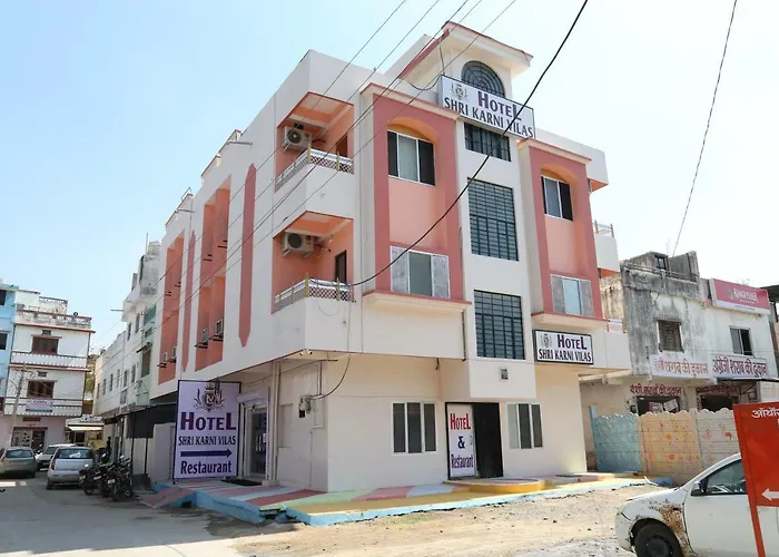 Hotel Shri Karni Vilas & Spa