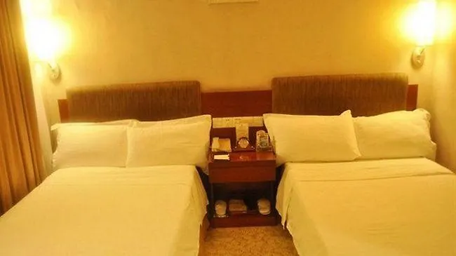 Yueyang Huatian Hotel