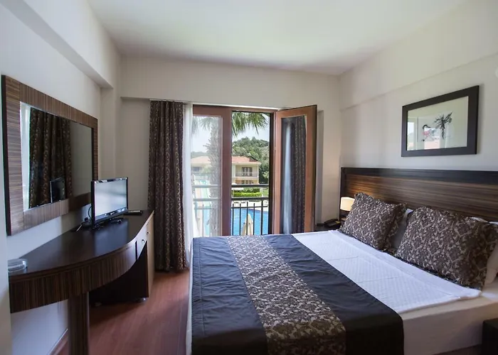 The One Club Hotel