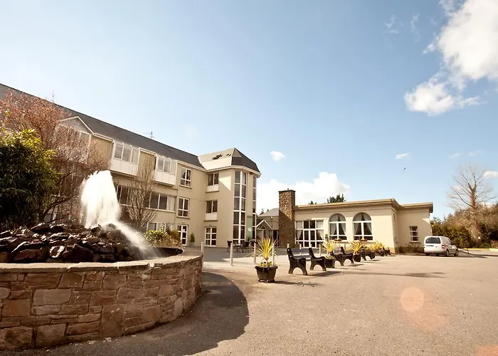 Earl Of Desmond Hotel