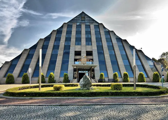 Piramida Park Hotel & Wellness