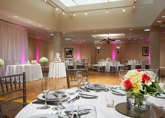 Doubletree By Hilton Hotel Boston - Bedford Glen