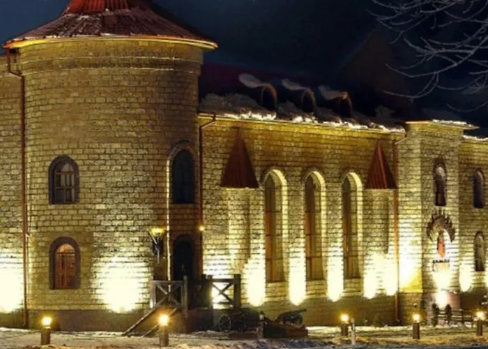 Готельно-Ресторанний Комплекс «Галицький Замок»
