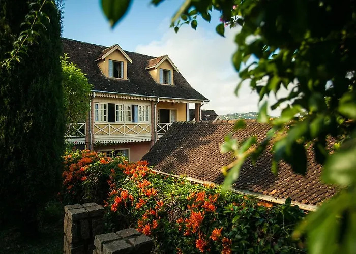 Tsara Guest House