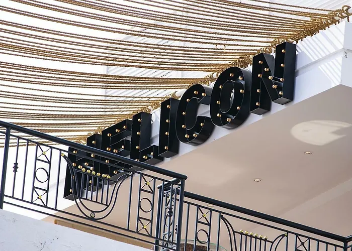 9 Muses Hotel