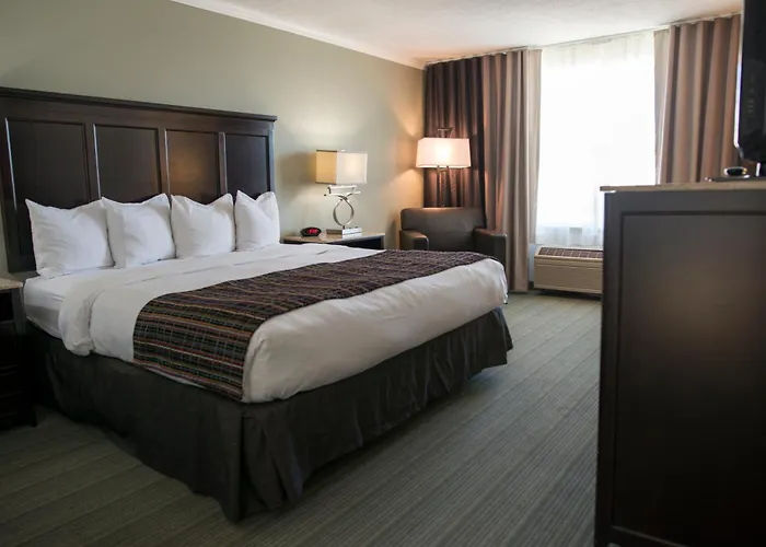 Country Inn & Suites By Radisson, Effingham, Il