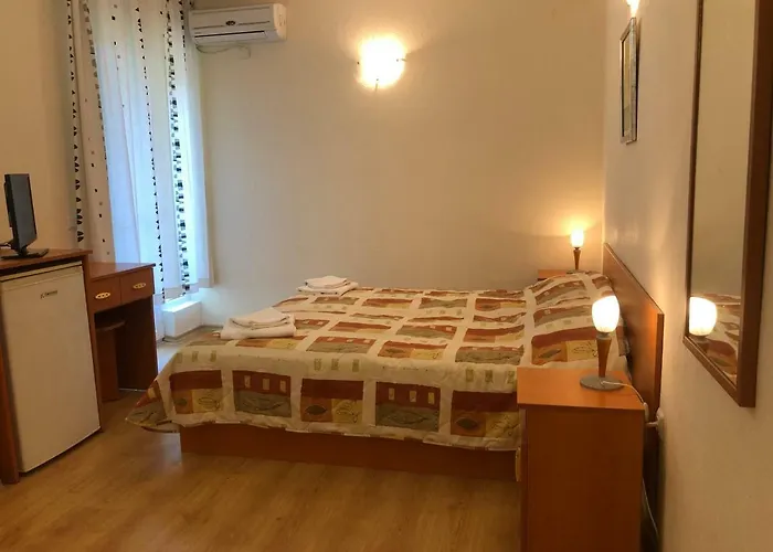 Family Hotel Central