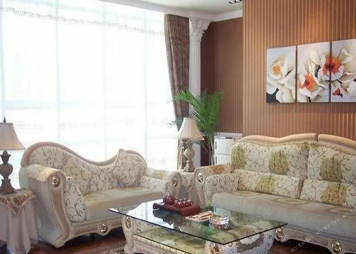 Red Leaf Hotel