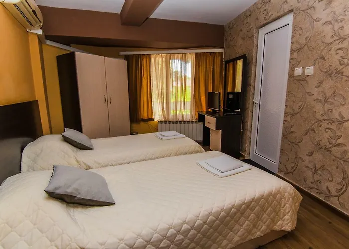 Vida Family Hotel -Top Central Location