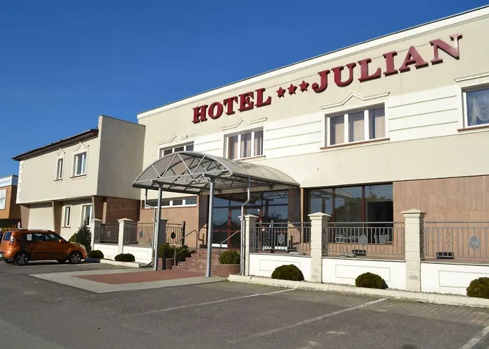 Hotel Julian