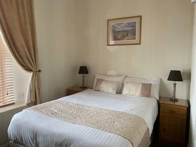 Alexandra Hotel