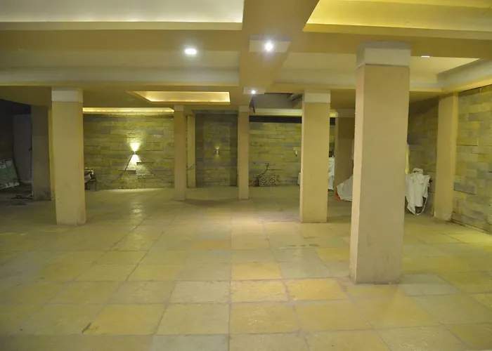 Pandharinath Lodge