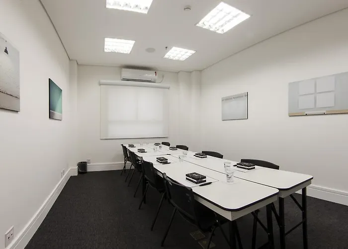 Zii Hotel Rondon Polis