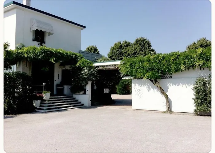 Hotel Moderno