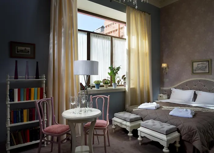 Hotel 19